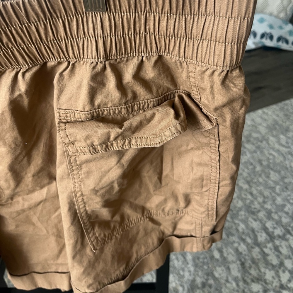 EUC Abercrombie Utility Cargo Shorts, 100% Cotton, Brown, XL - Picture 3 of 8